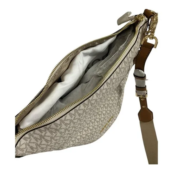 Michael Kors Brooke Medium Logo Bucket Bag Brand NEW In Original Bag - Picture 9 of 9